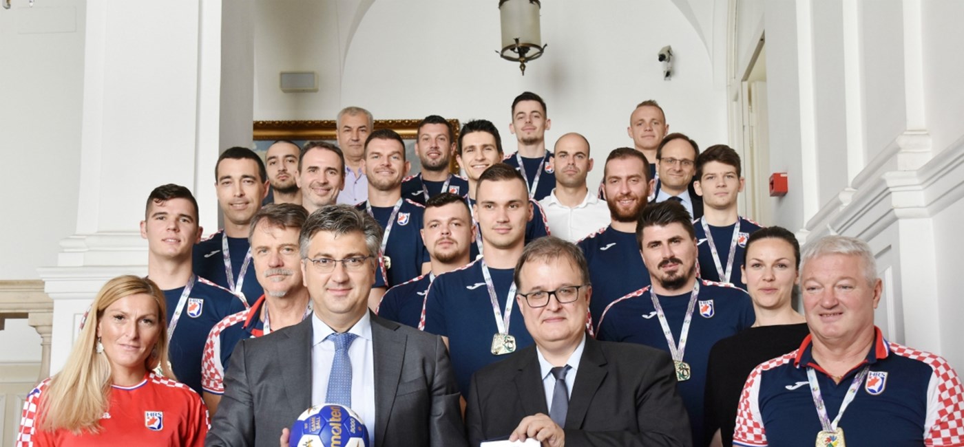 Predsjednik Vlade primio hrvatske zlatne rukometaše 